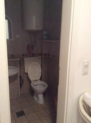 Хостелы Aleksandar Сутоморе Номер-студио с видом на сад-3